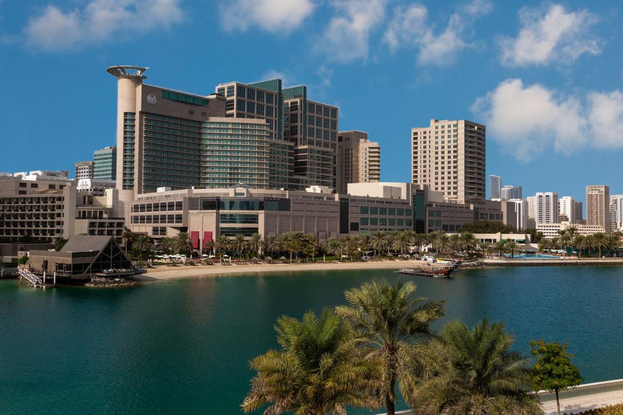 Beach Rotana - All Suites Abu Dhabi Exterior photo