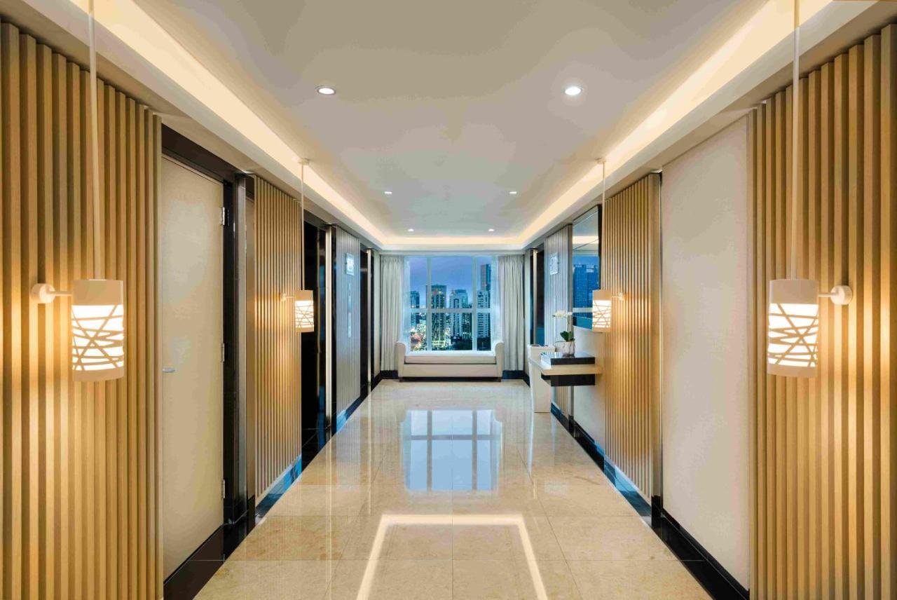 Beach Rotana - All Suites Abu Dhabi Exterior photo